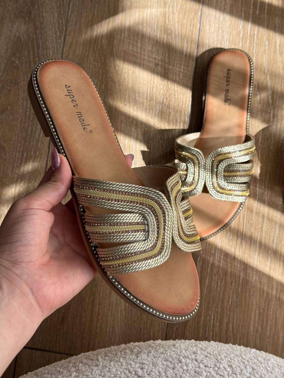 Mules Celia