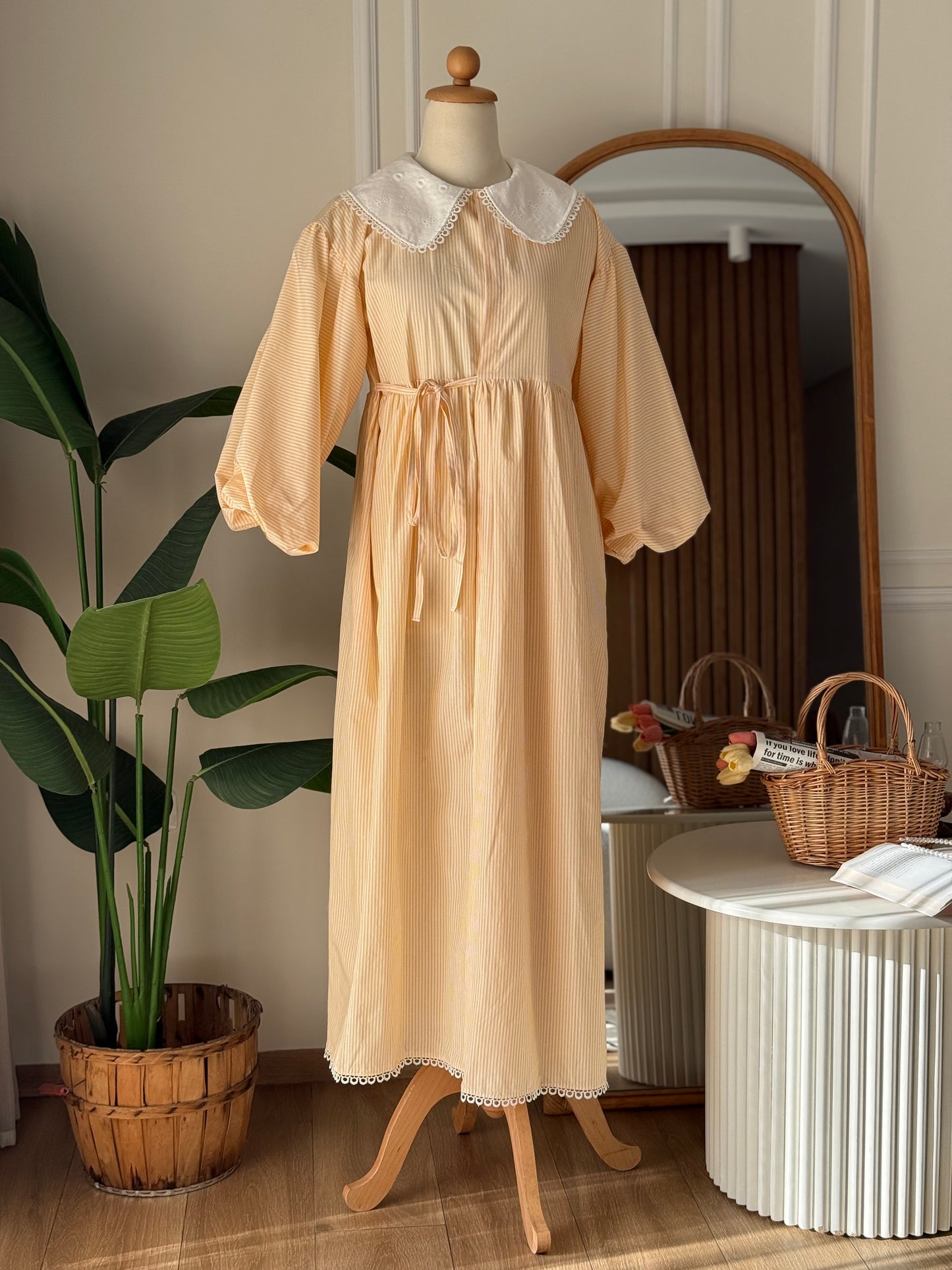 Robe Saly
