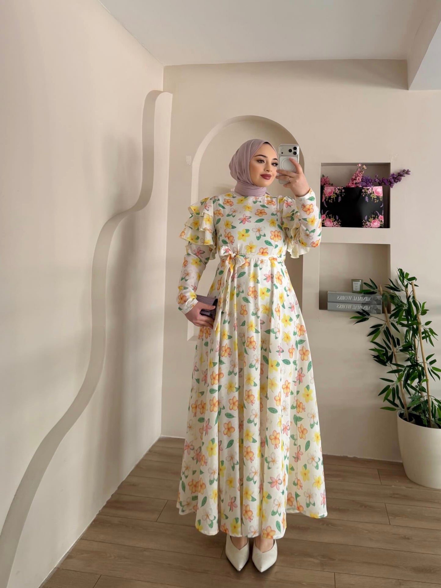 Kamilia Dress