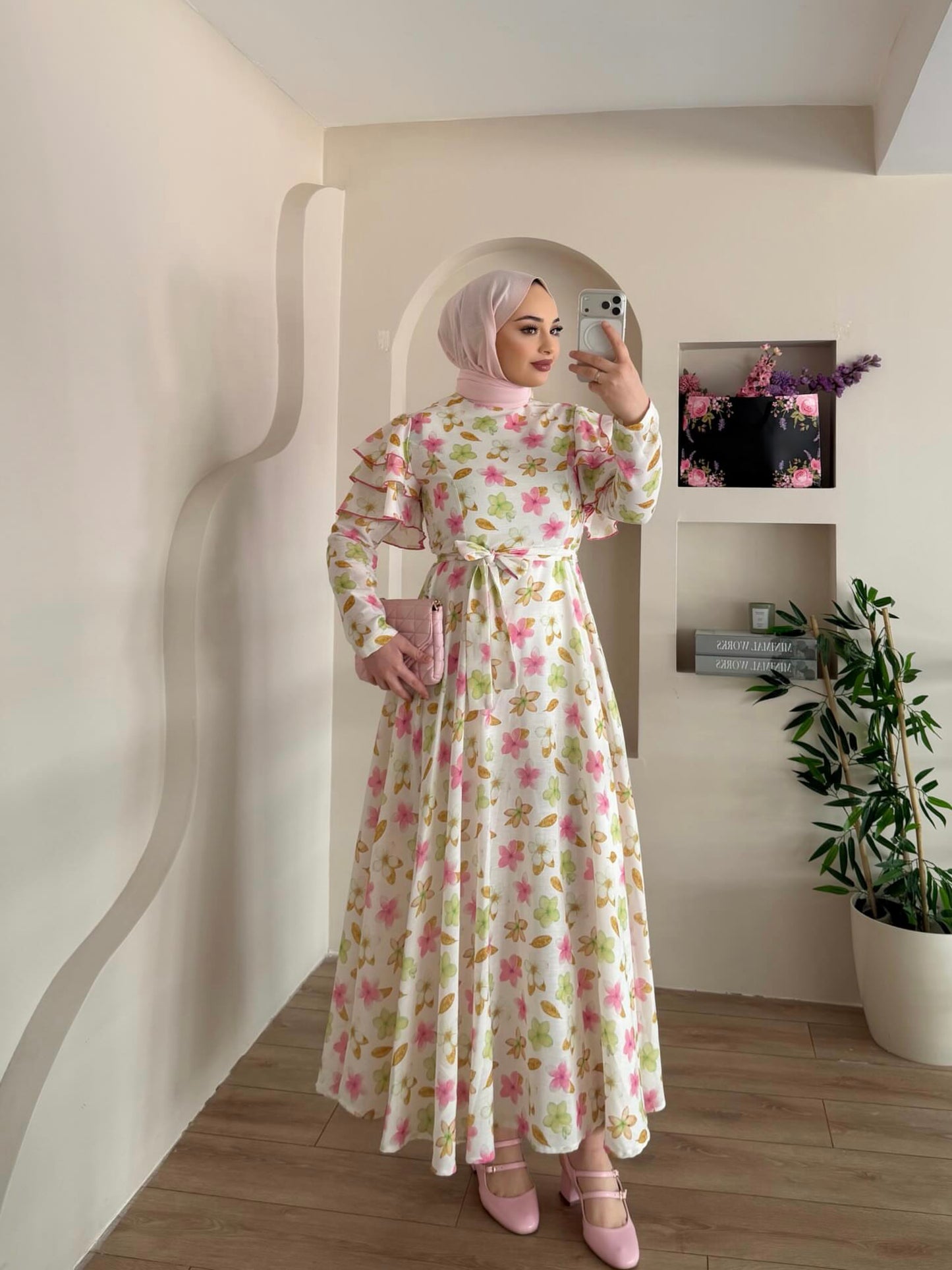 Kamilia Dress