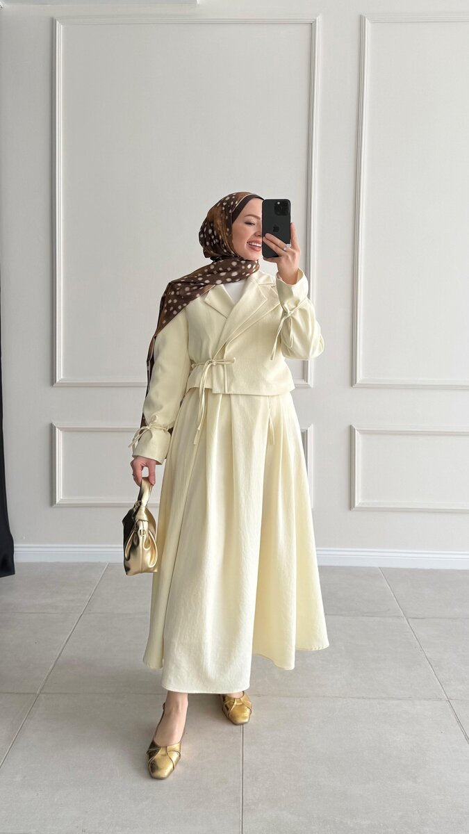 Modest Set
